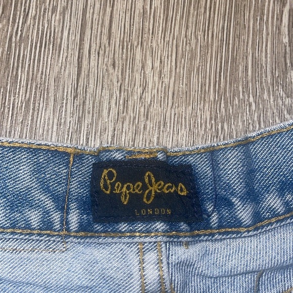 VTG 1990's PEPE Heidi High Rise Jean Shorts SZ 7 / 8 cut pff - Picture 5 of 9